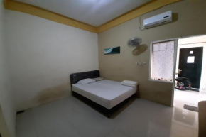 OYO Life 2982 Griya Aisyah Residence 2